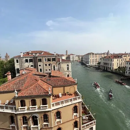 Attico Canal Grande A Palazzo Contarini Corfu Venice Exterior photo