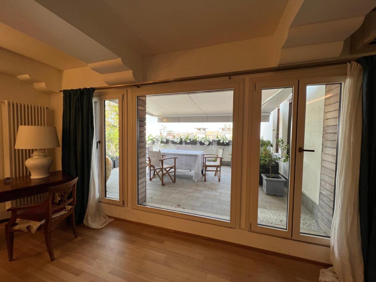 Apartment Attico Canal Grande A Palazzo Contarini Corfu *