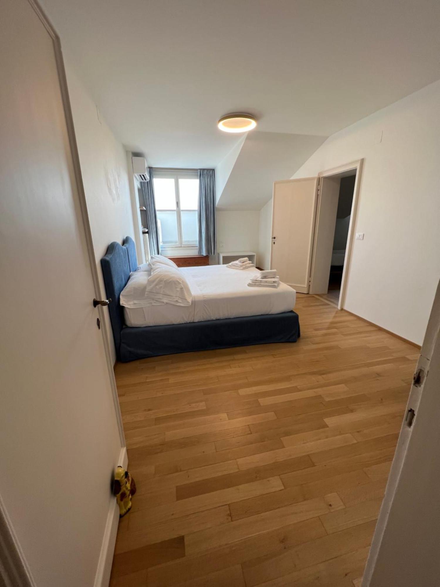 Attico Canal Grande A Palazzo Contarini Corfu Apartment *